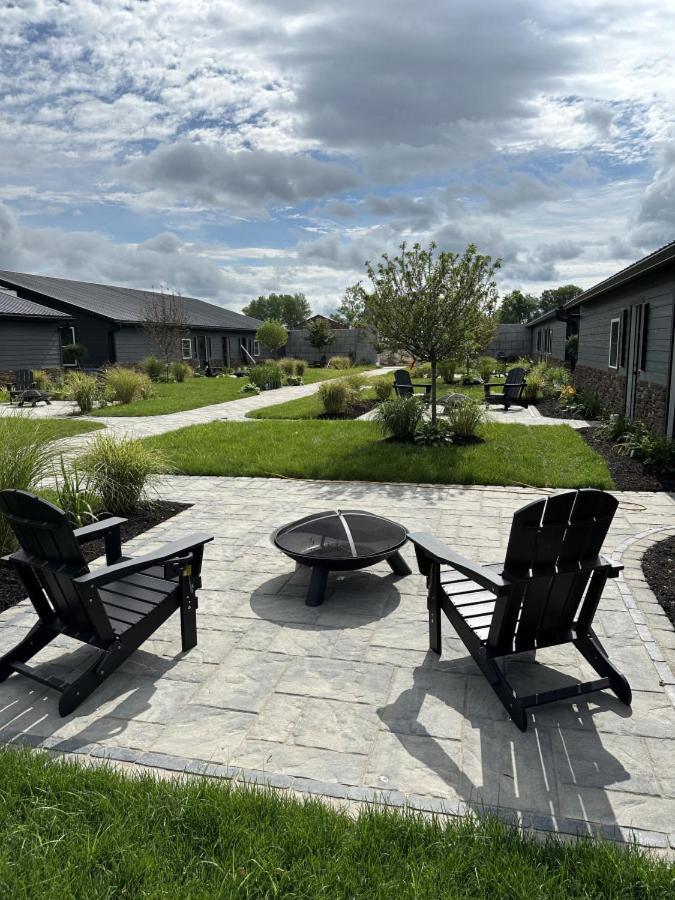 Big Cat Bungalows At The Haven - Lion 2 Canastota ภายนอก รูปภาพ